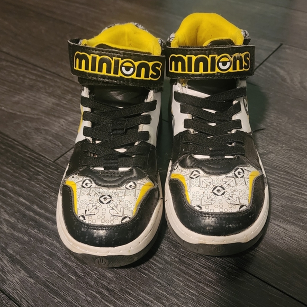 Minion Character Sneakers-Kids